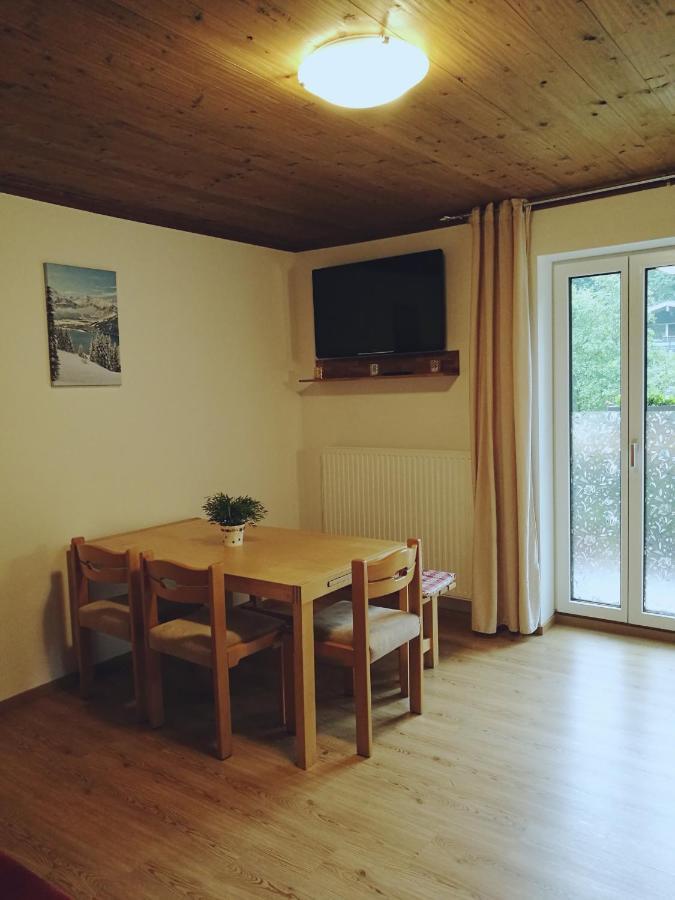 Gemuetliche Wohnung 10 Minuten Vom See Entfernt Цел ам Зее Екстериор снимка